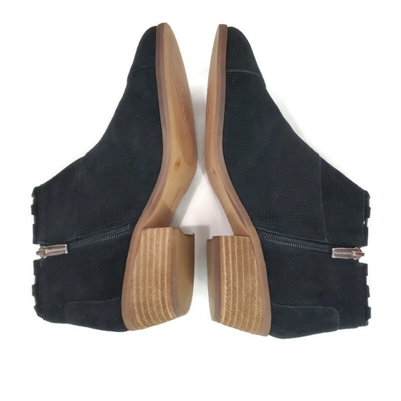 Vince Camuto Womens Pandormia Black Suede  Exposed Ankle Boots Size 8.5 - Picture 4 of 11